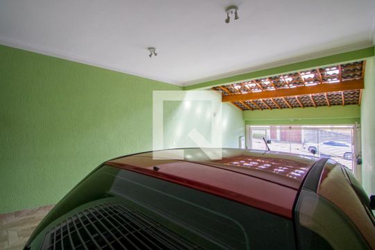 Garagem de casa à venda com 4 quartos, 226m² em Paraíso, Santo André