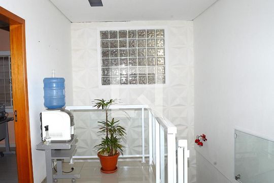 Área comum de casa à venda com 3 quartos, 300m² em Goiânia, Belo Horizonte