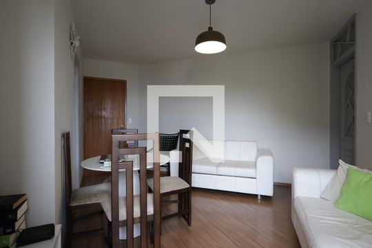 Sala de apartamento à venda com 2 quartos, 63m² em Jardim Taboao, São Paulo