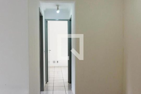 Corredor de apartamento à venda com 2 quartos, 49m² em Jardim Monte Alegre, São Paulo