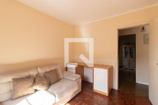 Quarto 2 de casa à venda com 5 quartos, 250m² em Partenon, Porto Alegre
