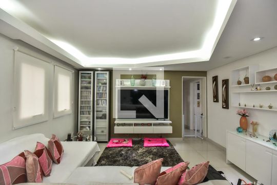Sala de Tv de apartamento à venda com 4 quartos, 179m² em Jardim Vazani, São Paulo
