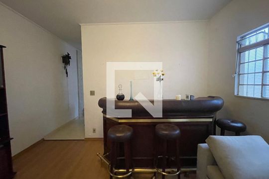 Sala de casa para alugar com 3 quartos, 80m² em Jardim Luísa, São Paulo