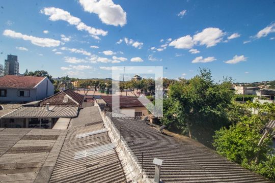 Vista de casa de condomínio para alugar com 3 quartos, 104m² em Camaquã, Porto Alegre