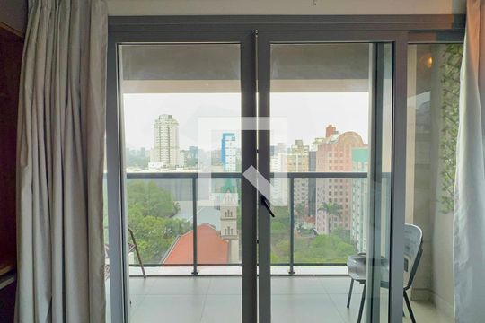 Varanda de kitnet/studio para alugar com 1 quarto, 22m² em Jardim Paulista, São Paulo