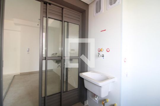 Sala / Cozinha / Área de Serviço de apartamento para alugar com 2 quartos, 74m² em Santana, São Paulo