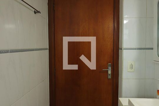 Banheiro Social de apartamento à venda com 3 quartos, 90m² em Vila Lusitania, São Bernardo do Campo