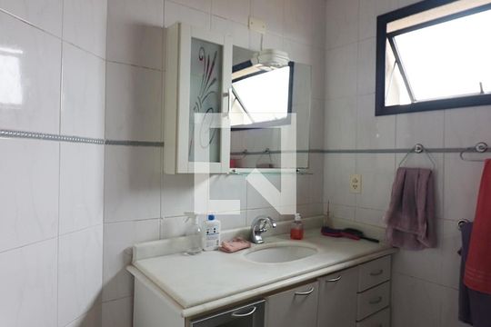Quarto 1 - Suíte Banheiro  de apartamento à venda com 3 quartos, 90m² em Vila Lusitania, São Bernardo do Campo
