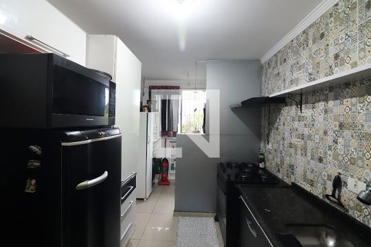 Cozinha e Área de Serviço de apartamento à venda com 2 quartos, 74m² em Baeta Neves, São Bernardo do Campo