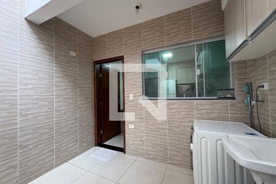 Lavanderia de casa à venda com 3 quartos, 130m² em Vila Linda, Santo André