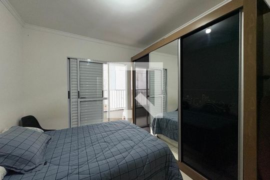 Quarto 1 de casa à venda com 3 quartos, 130m² em Vila Linda, Santo André
