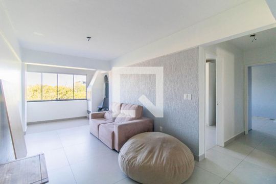 Sala de apartamento para alugar com 2 quartos, 70m² em Nonoai, Porto Alegre