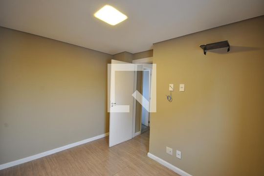 Quarto 1 de apartamento à venda com 2 quartos, 45m² em Jardim Modelo, São Paulo