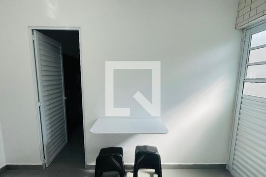 Sala/Cozinha de apartamento para alugar com 1 quarto, 22m² em Vila Operária, Guarulhos