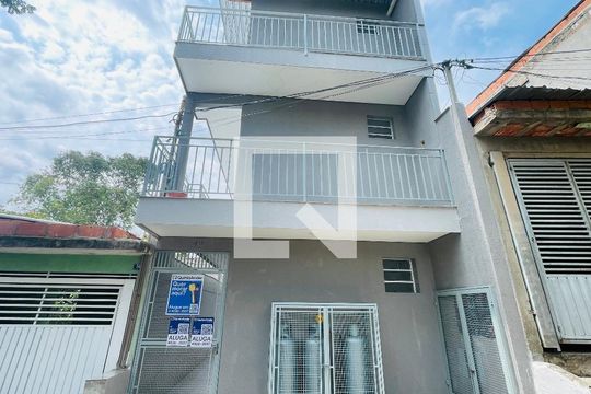 Fachada de apartamento para alugar com 1 quarto, 22m² em Vila Operária, Guarulhos