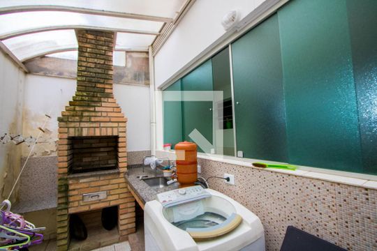 Área de Serviço de casa à venda com 3 quartos, 180m² em Vila Lilica, Santo André