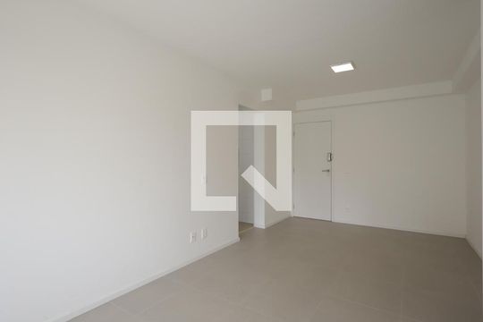 Sala de apartamento para alugar com 2 quartos, 86m² em Jardim Caboré, São Paulo