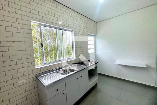 Sala/Cozinha de apartamento para alugar com 1 quarto, 22m² em Portal dos Gramados, Guarulhos