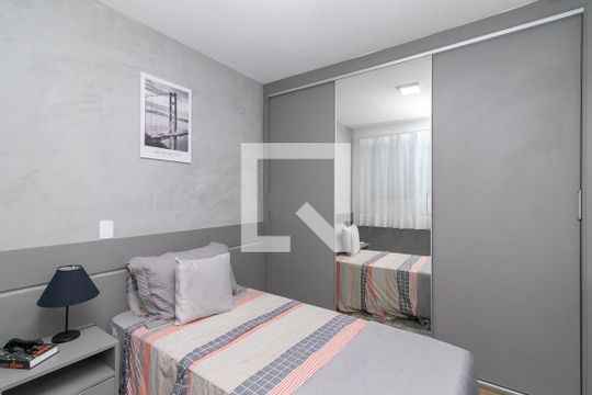 Quarto 2 de apartamento para alugar com 2 quartos, 51m² em Vila Ré, São Paulo