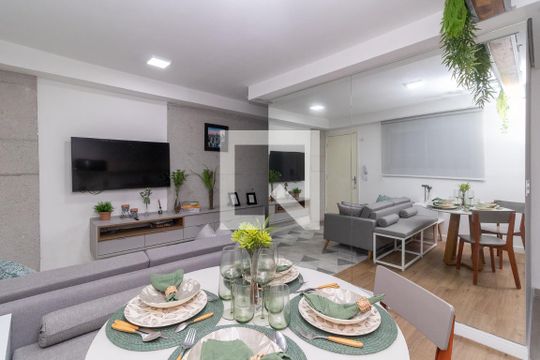Sala de apartamento para alugar com 2 quartos, 51m² em Vila Ré, São Paulo