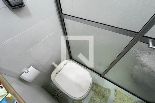 Banheiro de casa à venda com 3 quartos, 148m² em Lauzane Paulista, São Paulo