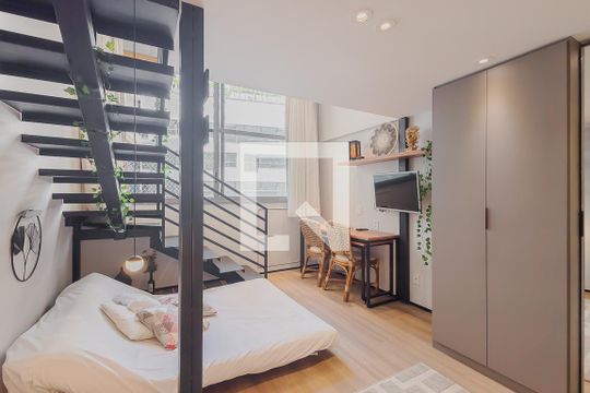 Studio  de kitnet/studio para alugar com 1 quarto, 35m² em Sumarezinho, São Paulo