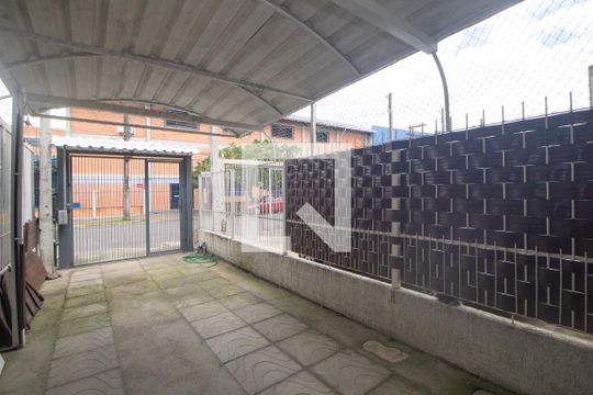Área Externa de casa para alugar com 2 quartos, 82m² em Hípica, Porto Alegre