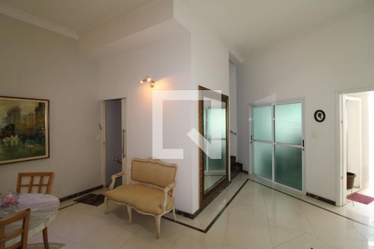 Sala de casa para alugar com 4 quartos, 520m² em Jardim Franca, São Paulo