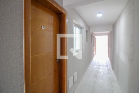 Entrada de kitnet/studio à venda com 1 quarto, 30m² em Vila Invernada, São Paulo