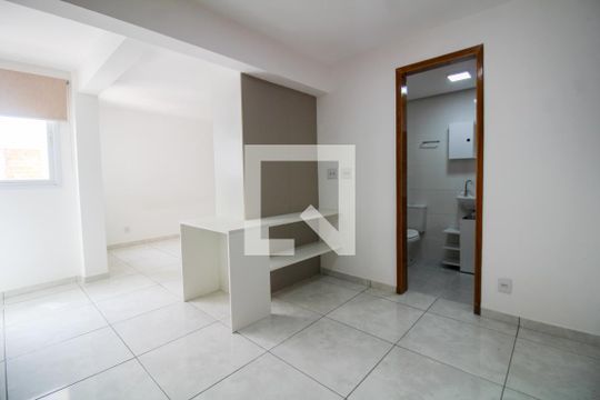 Studio de kitnet/studio à venda com 1 quarto, 30m² em Vila Invernada, São Paulo