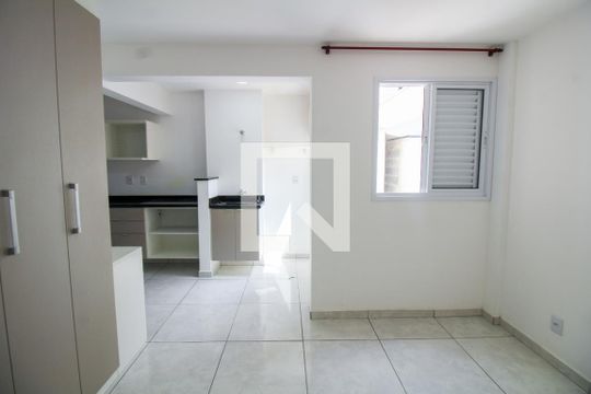 Studio de kitnet/studio à venda com 1 quarto, 30m² em Vila Invernada, São Paulo