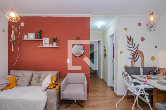 Sala de apartamento à venda com 2 quartos, 44m² em Morro Santana, Porto Alegre