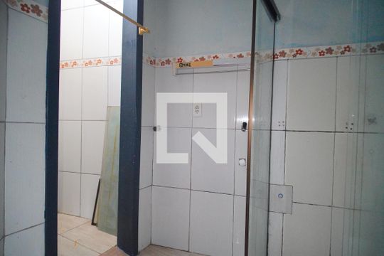 Banheiro de casa à venda com 1 quarto, 120m² em Campestre, São Leopoldo