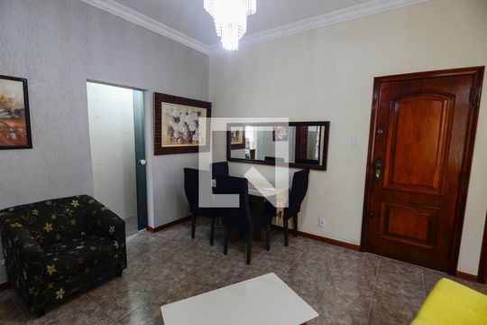 Sala de apartamento para alugar com 2 quartos, 72m² em Tijuca, Rio de Janeiro