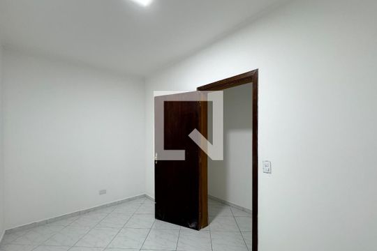 Quarto 1 de casa à venda com 2 quartos, 156m² em Ferrazópolis, São Bernardo do Campo