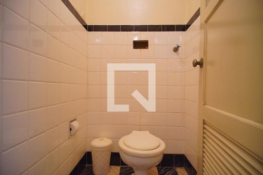 Lavabo de casa à venda com 5 quartos, 380m² em Centro, São Leopoldo
