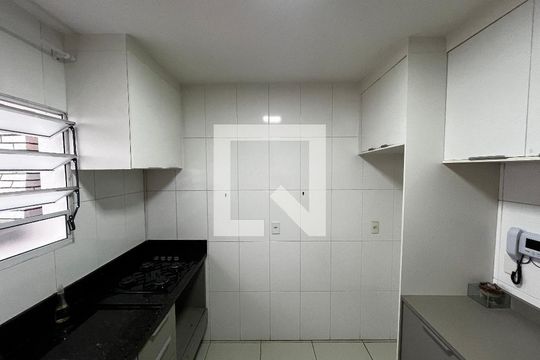 Cozinha de casa à venda com 3 quartos, 104m² em Jardim Rossin, São Paulo