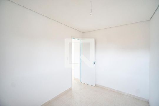 Quarto 01 de apartamento à venda com 2 quartos, 40m² em Penha de França, São Paulo