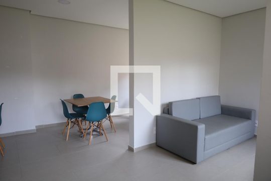 Área comum de apartamento para alugar com 2 quartos, 41m² em Vila Isa, São Paulo
