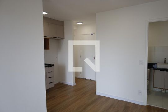 Sala de apartamento para alugar com 2 quartos, 41m² em Vila Isa, São Paulo