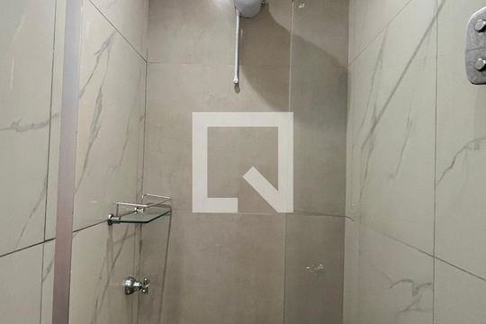 Banheiro Social de apartamento para alugar com 1 quarto, 50m² em Bosque, Campinas
