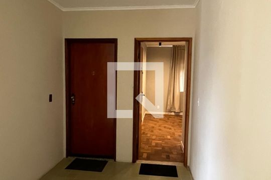 Entrada de apartamento para alugar com 1 quarto, 50m² em Bosque, Campinas