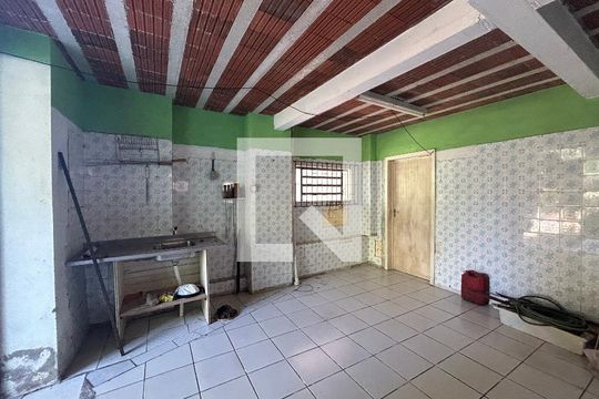 Sala de casa à venda com 3 quartos, 70m² em Ouro Branco, Novo Hamburgo