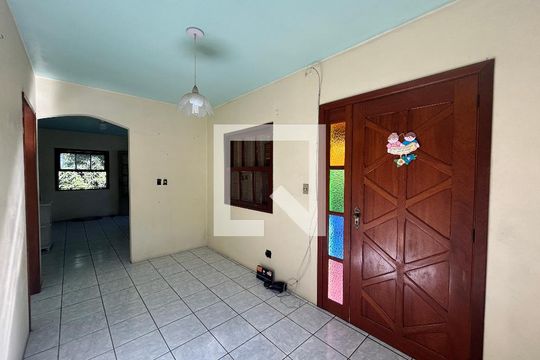 Sala de casa à venda com 3 quartos, 70m² em Ouro Branco, Novo Hamburgo