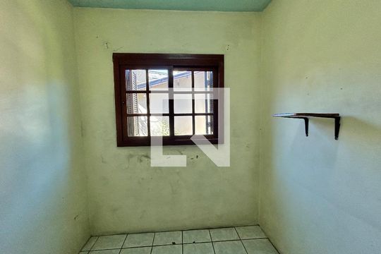 Sala de casa à venda com 3 quartos, 70m² em Ouro Branco, Novo Hamburgo