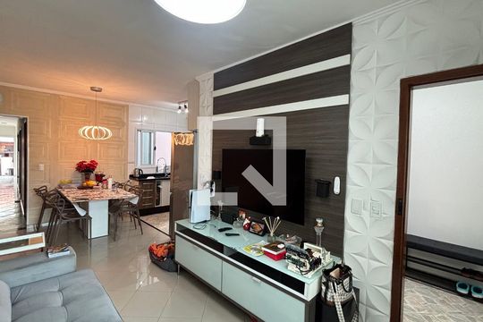 Sala-Casa 1 de casa à venda com 4 quartos, 202m² em Parque das Nações, Santo André