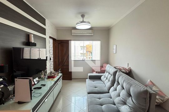 Sala-Casa 1 de casa à venda com 4 quartos, 202m² em Parque das Nações, Santo André