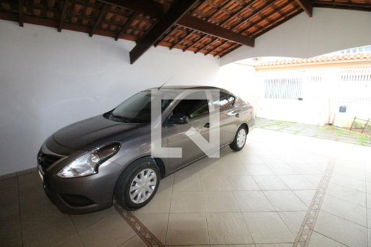 Garagem de casa para alugar com 4 quartos, 145m² em Residencial Bosque dos Ipes, São José dos Campos