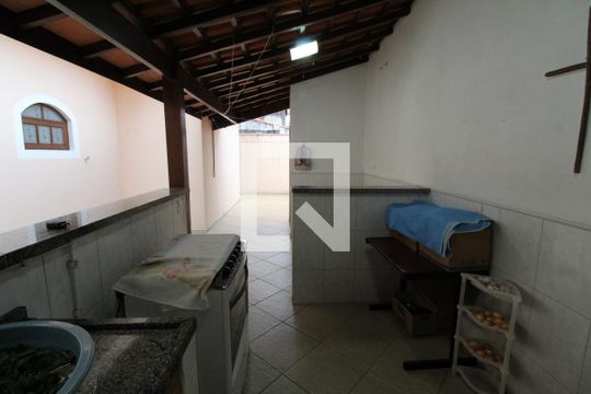 Área Externa de casa para alugar com 4 quartos, 145m² em Residencial Bosque dos Ipes, São José dos Campos