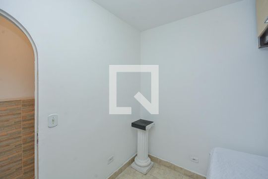 Quarto 1 de casa para alugar com 2 quartos, 100m² em Interlagos, São Paulo